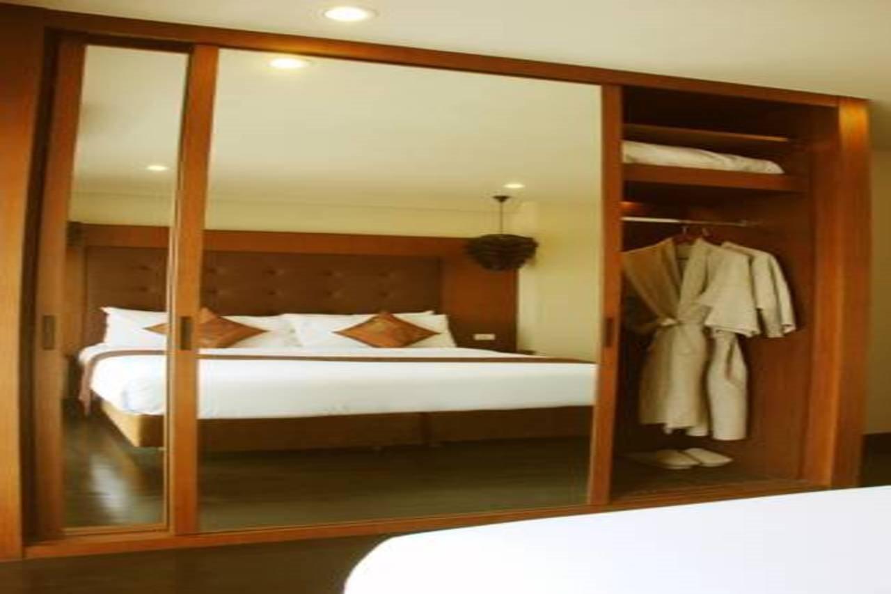 Ziniza The Boutique Service Apartment Bangkok Bagian luar foto