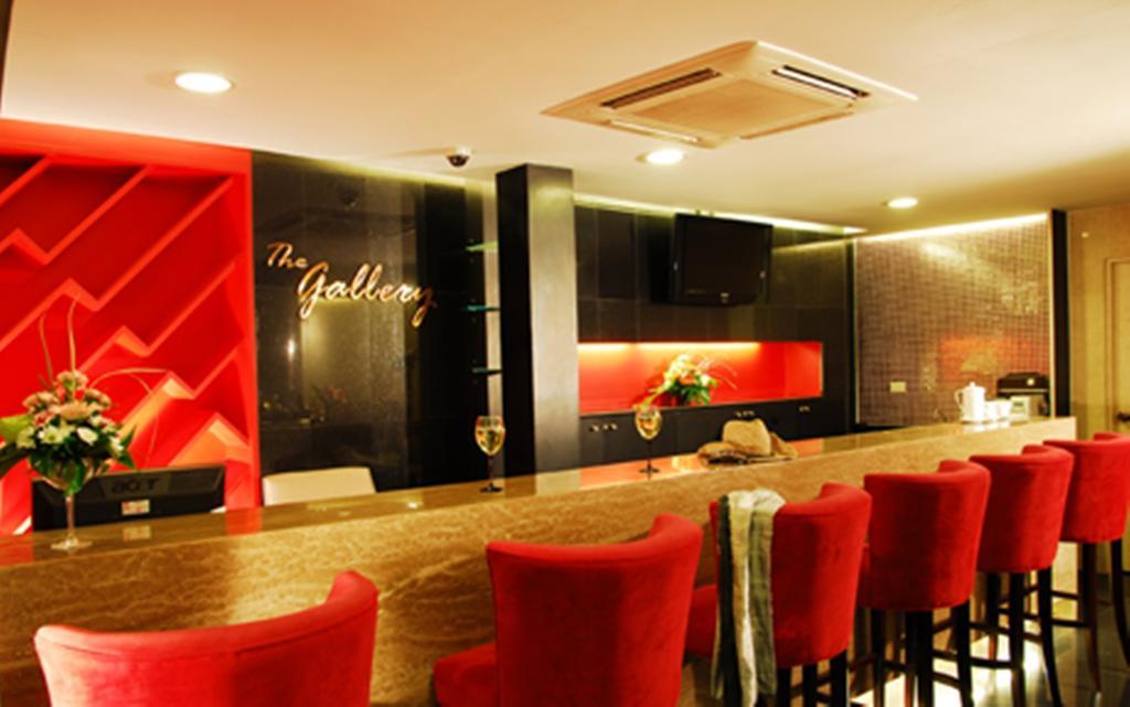 Ziniza The Boutique Service Apartment Bangkok Bagian luar foto