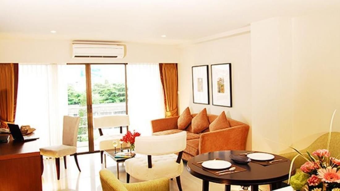 Ziniza The Boutique Service Apartment Bangkok Bagian luar foto