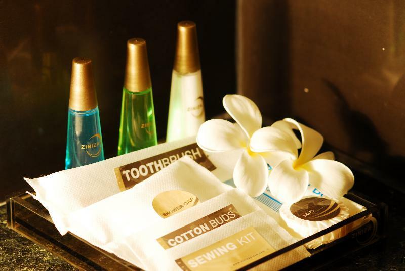 Ziniza The Boutique Service Apartment Bangkok Bagian luar foto