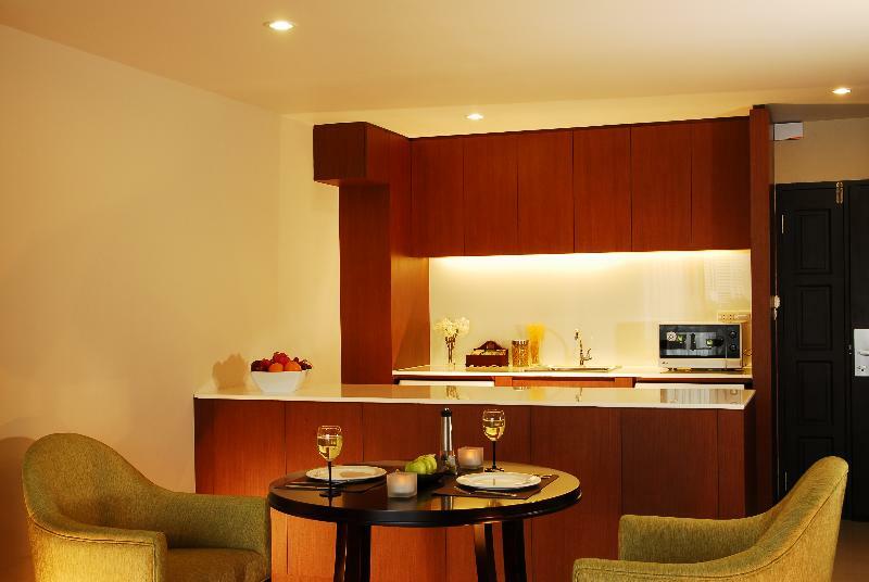 Ziniza The Boutique Service Apartment Bangkok Bagian luar foto