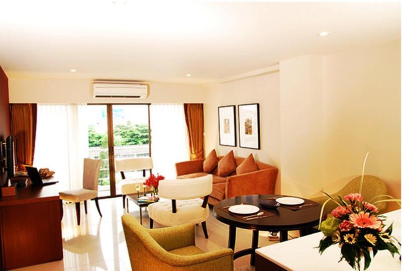Ziniza The Boutique Service Apartment Bangkok Bagian luar foto